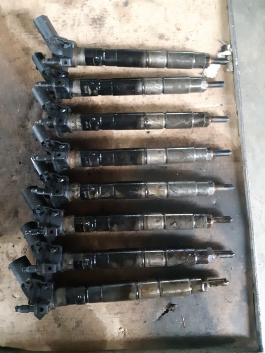 Дюзи за ауди а8 4.2 tdi 326к.с  2006 г 7бр