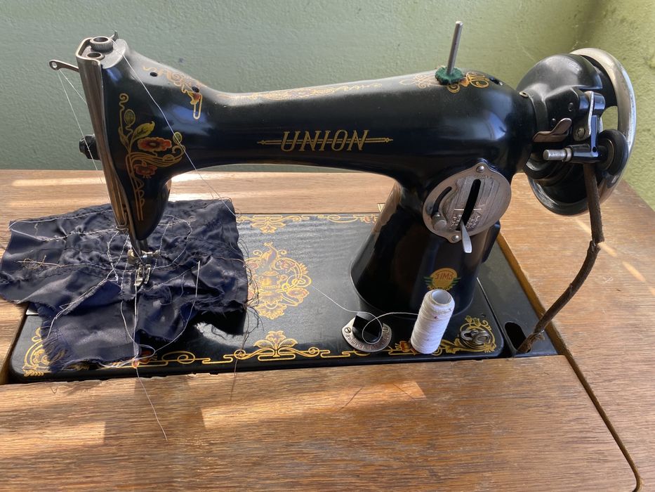 Крачна шевна машина