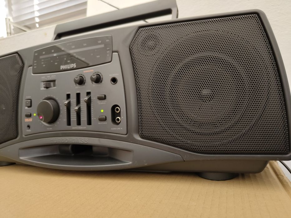 Radiocasetofon Philips Aw 7530 turbo bass Karaoke
