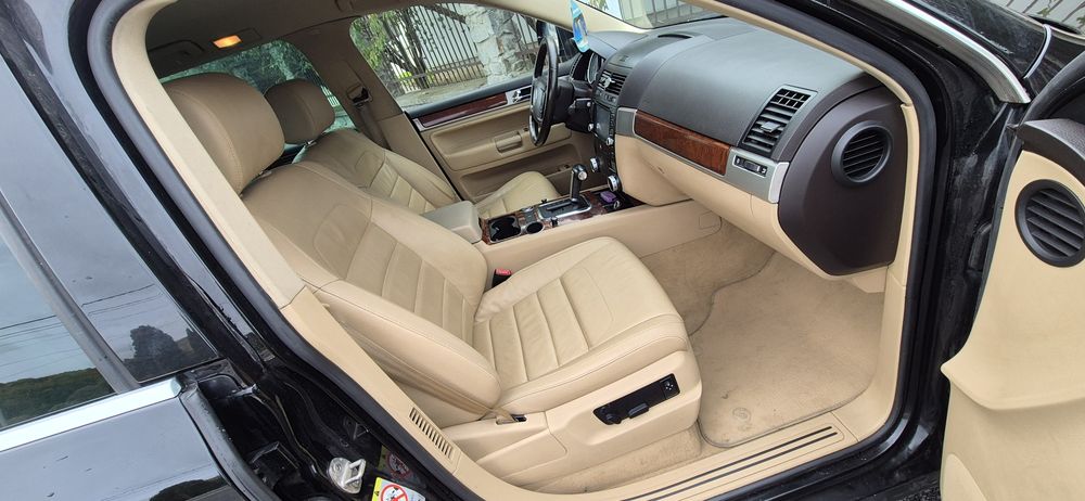 Touareg Facelift 3.0tdi 239cp CASA Automat arcuri Bi-Xenon Navigatie