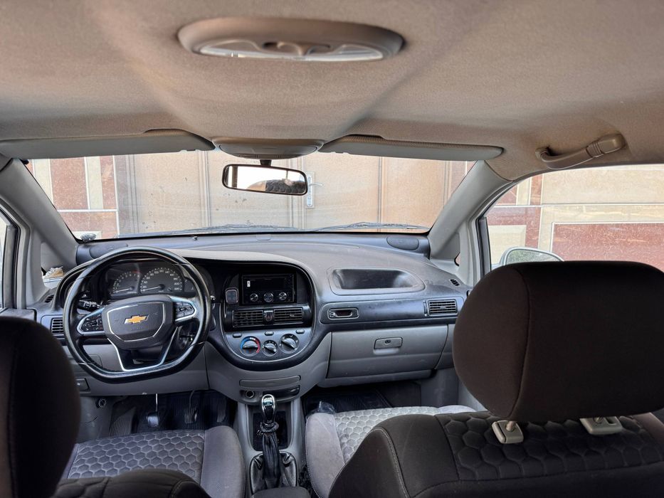 Daewoo Tacuma ...