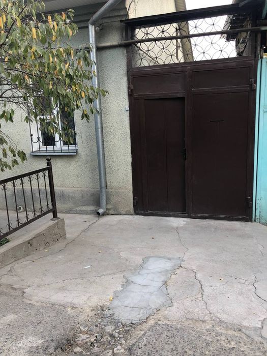 Продаётся участок в Миробадском р-не Ок уй