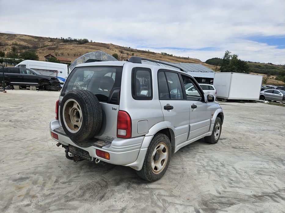 Сузики Гранд Витара 2.5i V6 НА ЧАСТИ