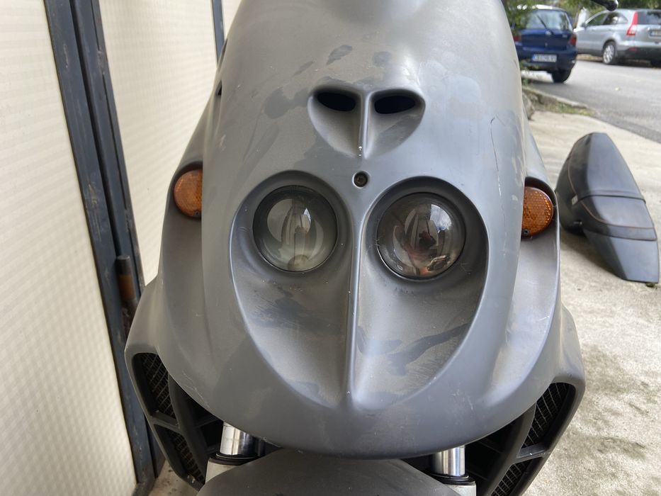 Malaguti f12 100cc 2t цял или на части