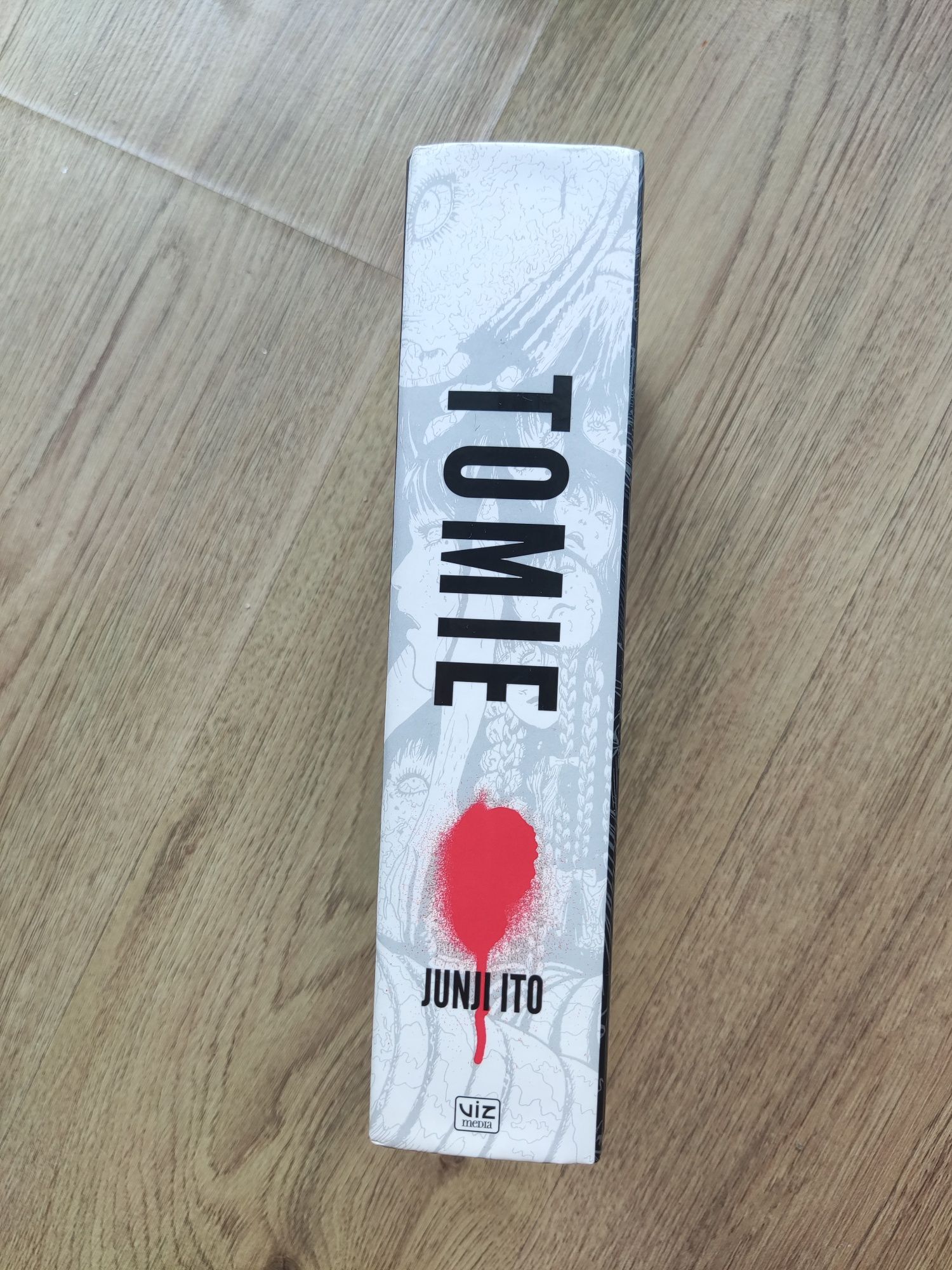 Tomie Junji Ito manga / манга на английски език