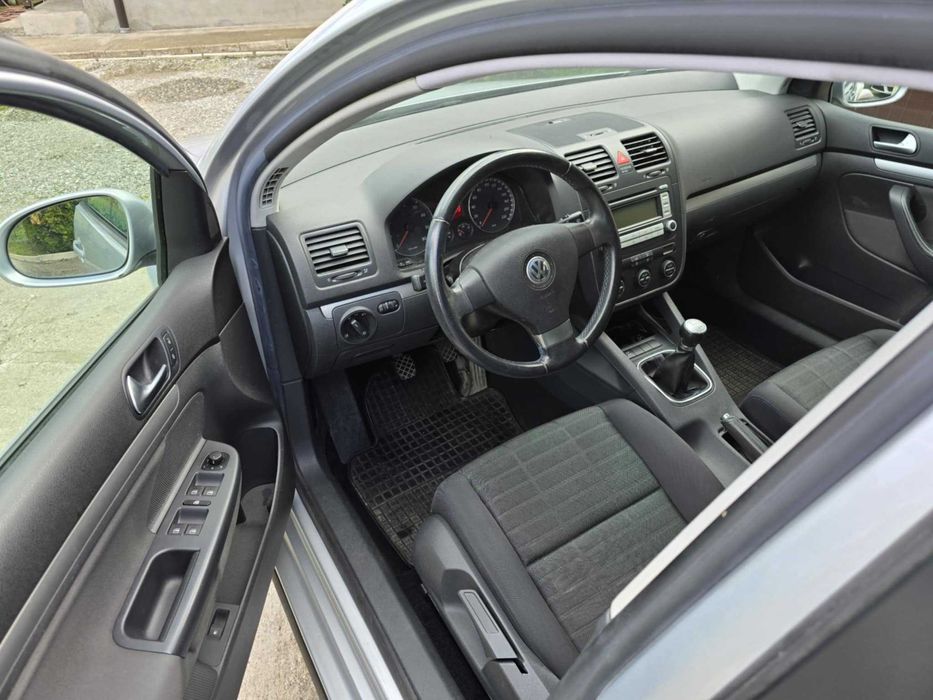 VW Golf 5 , 2007 ,1.4 benzina , 136000 km