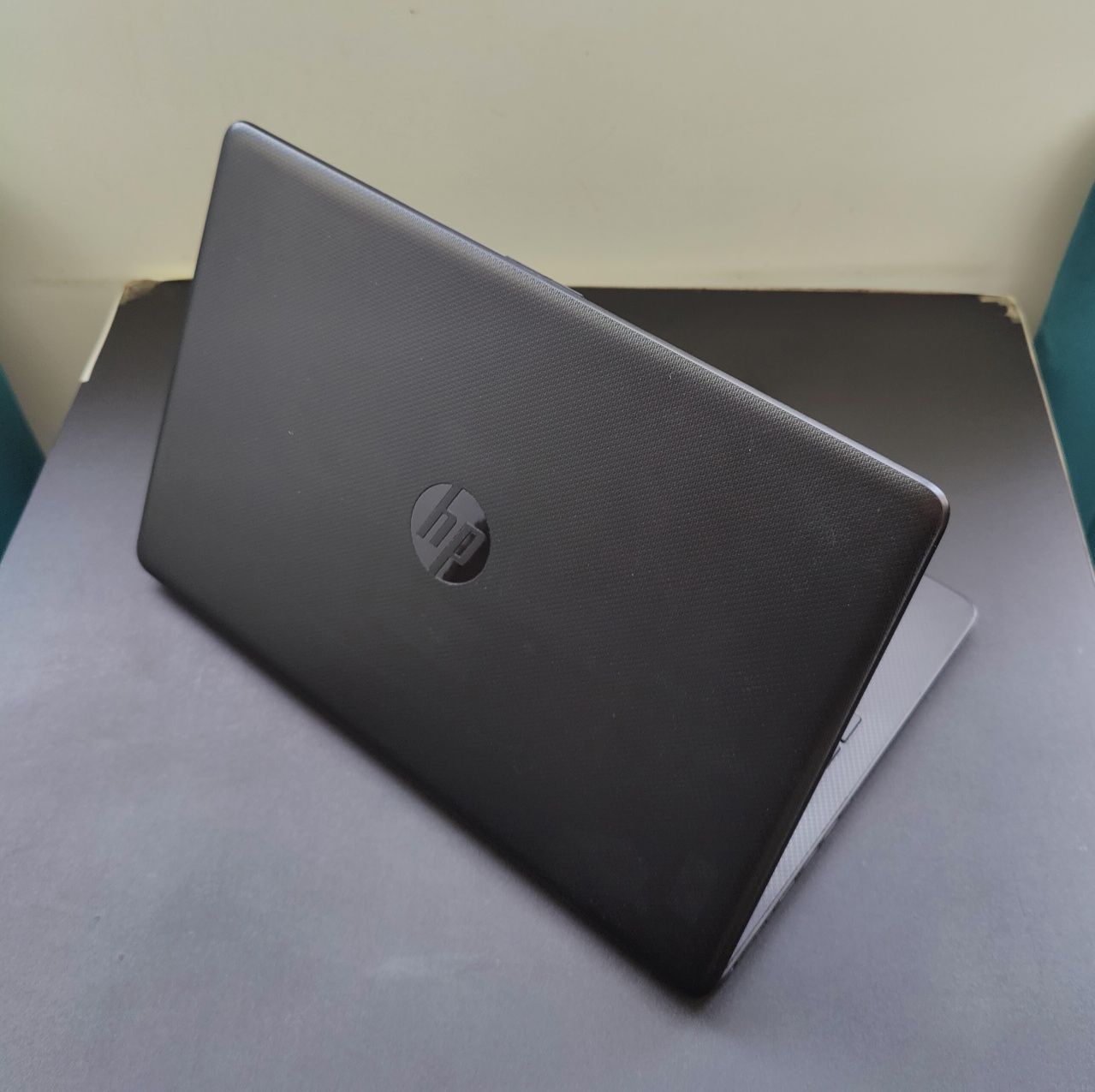 Laptop HP 15-db1100ny