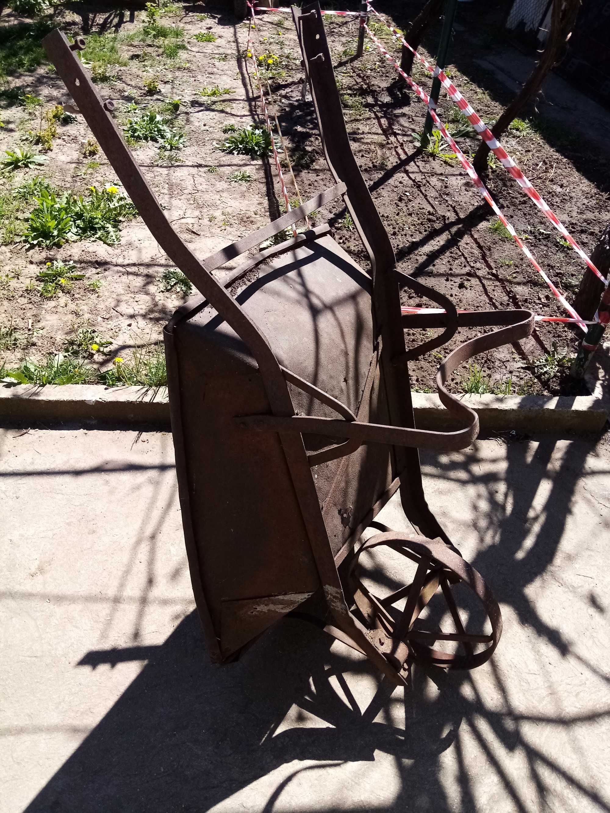 Стара ръчна количка
