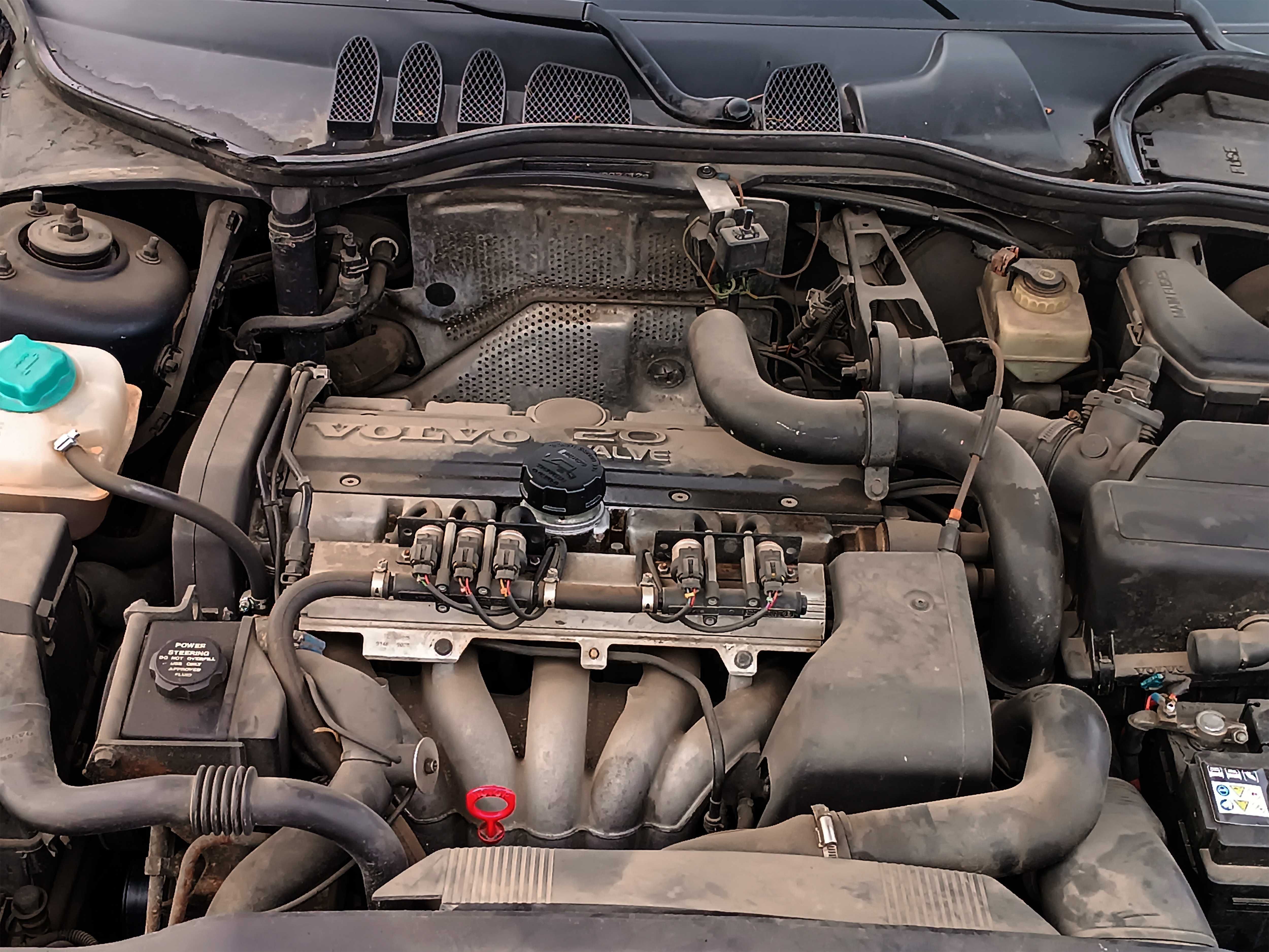 Volvo C70 2.5 Gaz. Inj. 193kc