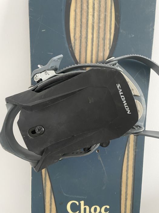 Vand snowboard cu legaturi