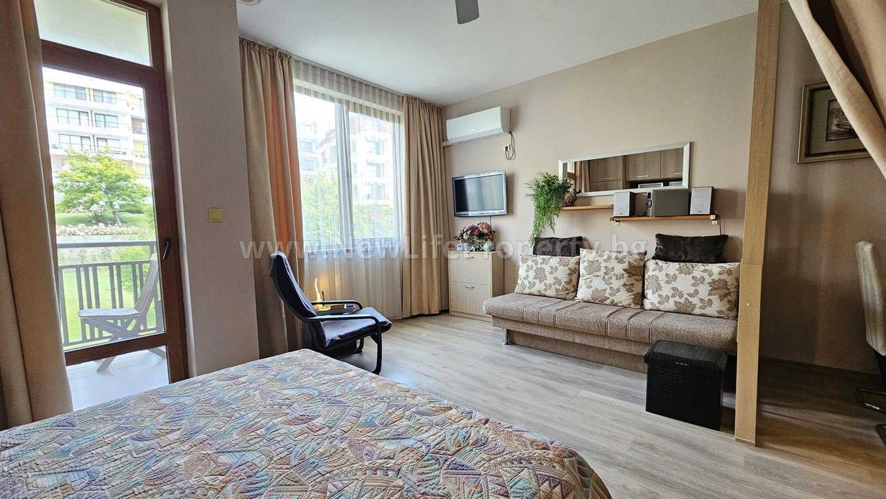 Продава се Едностаен апартамент в Свети Влас - 45 кв.м за 1834 €/кв.м - Снимка #3