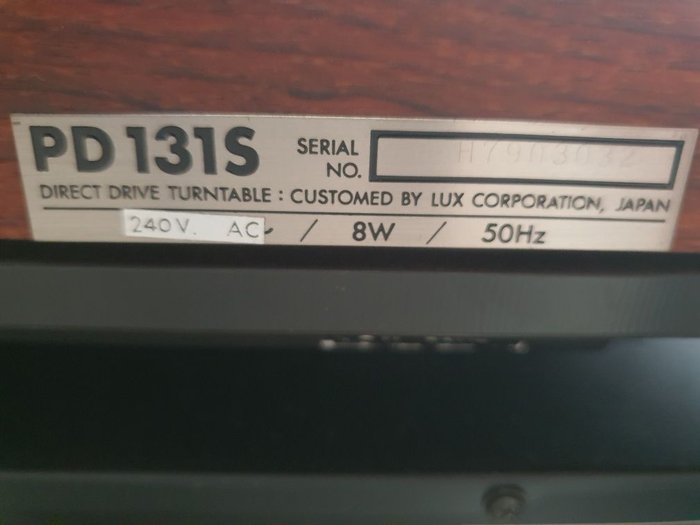 Pick-up Luxman PD131 cu braț SME 3009 S3
