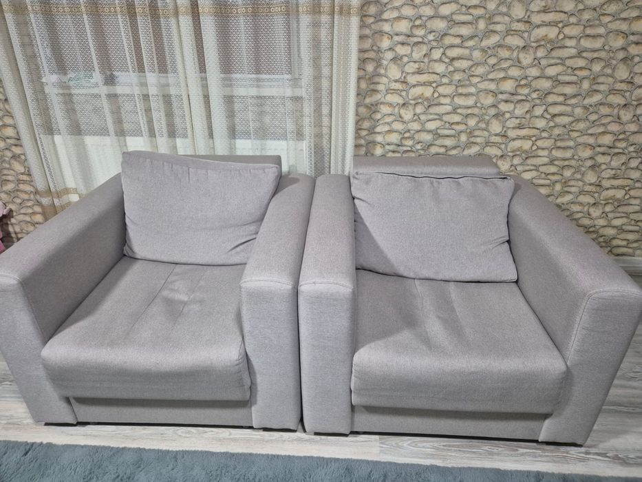 Ansamblu canapea cu 2 fotolii