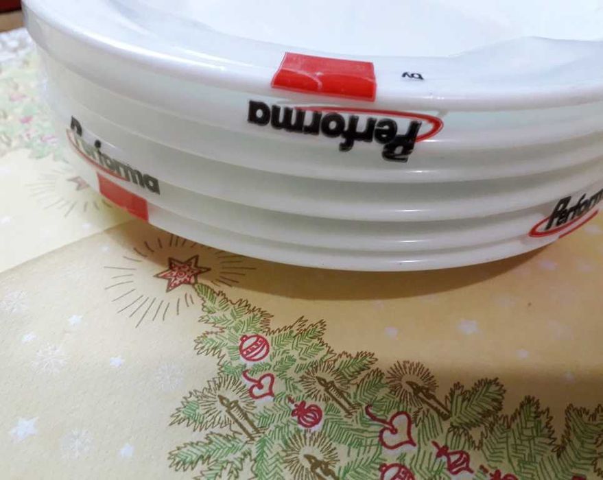 Farfurii marca PERFORMA, 6 buc, 15 cm diametru, in ambalajul original
