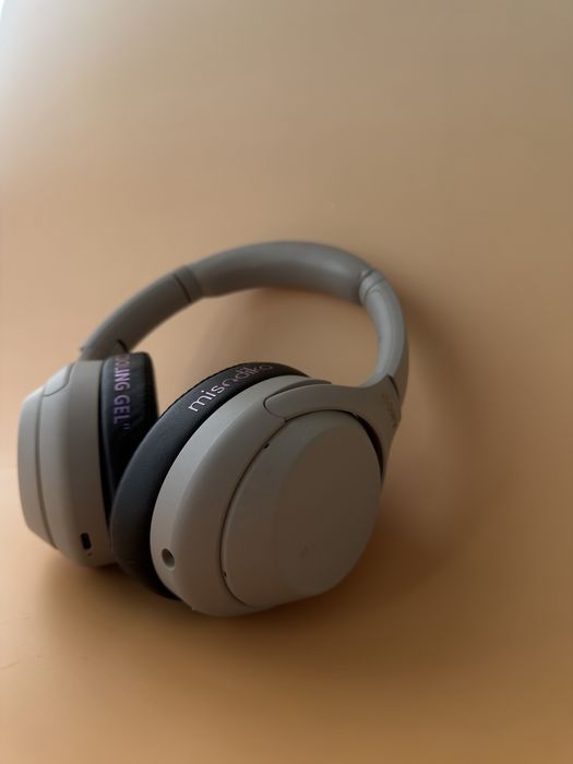 Sony WH-1000XM4 като нови