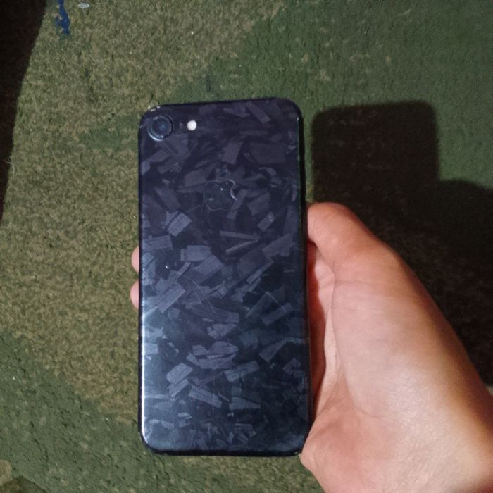 iphone 7 qora 128tali