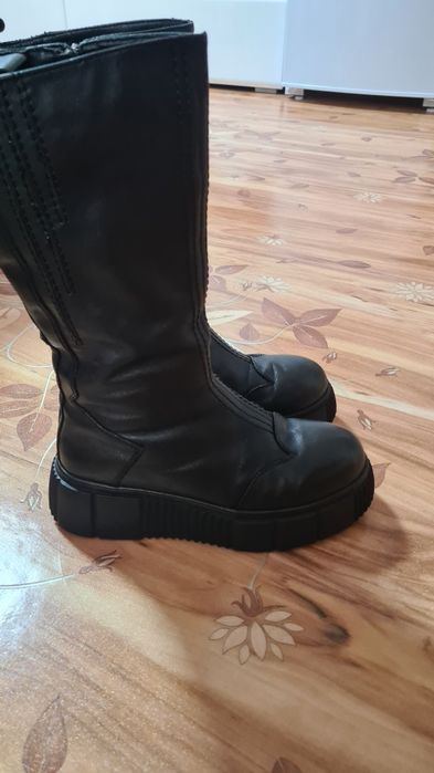 Продам        сапоги