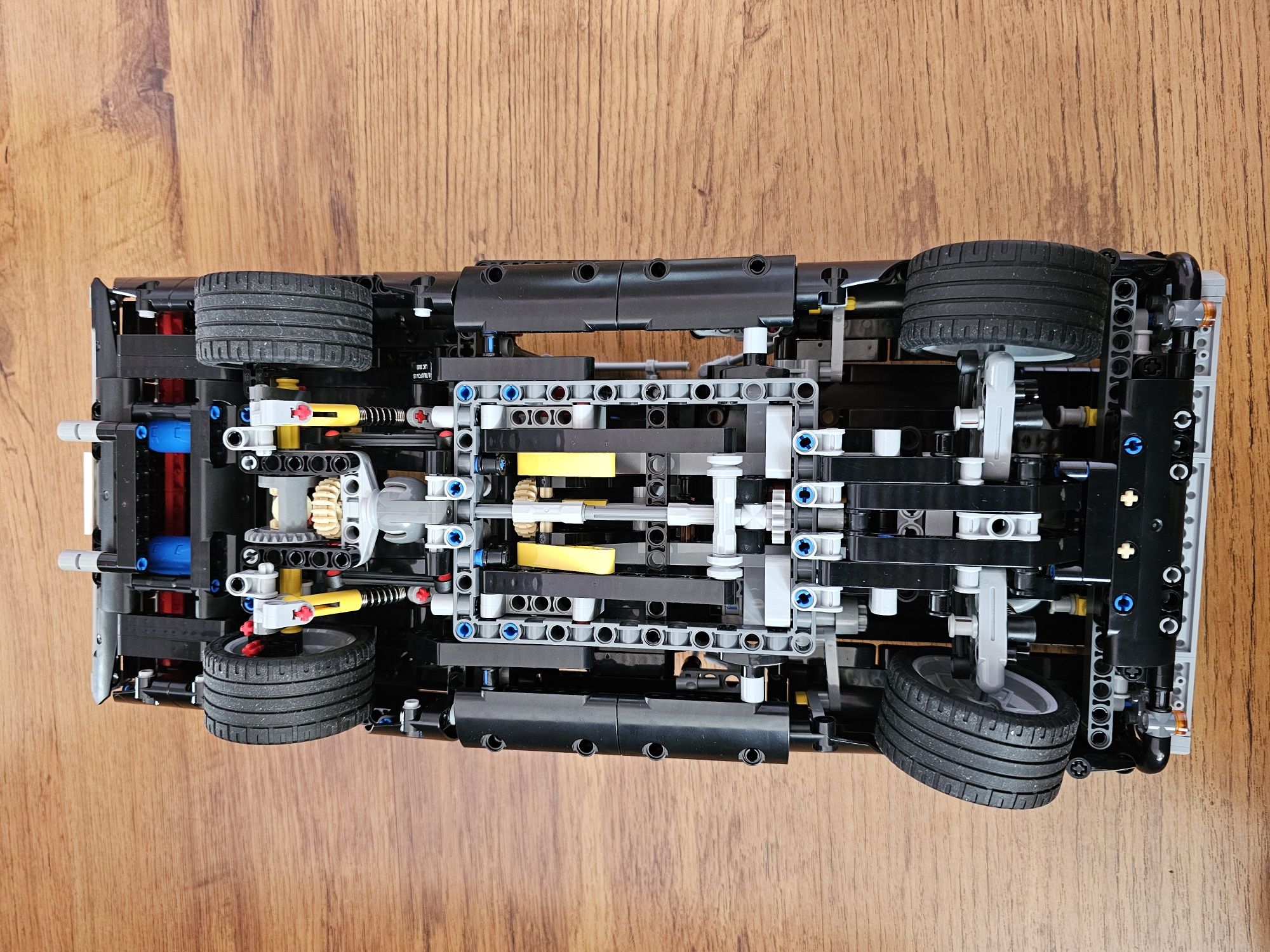 Lego technic dodg chargar F&F.