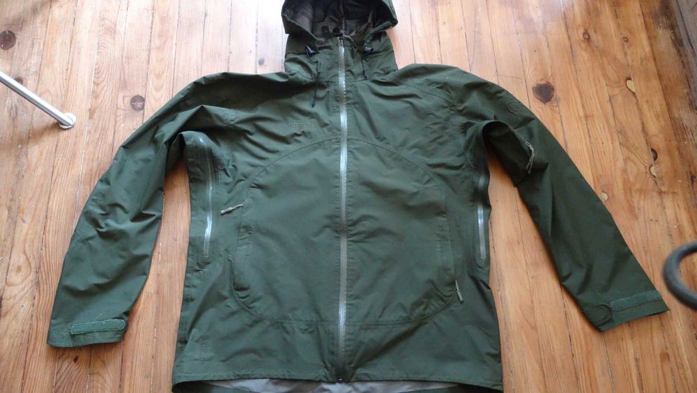 norrona XXL яке и XL панталон модел vassfaret gore tex GTX