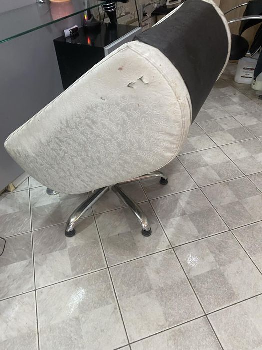 Фризьорски столове