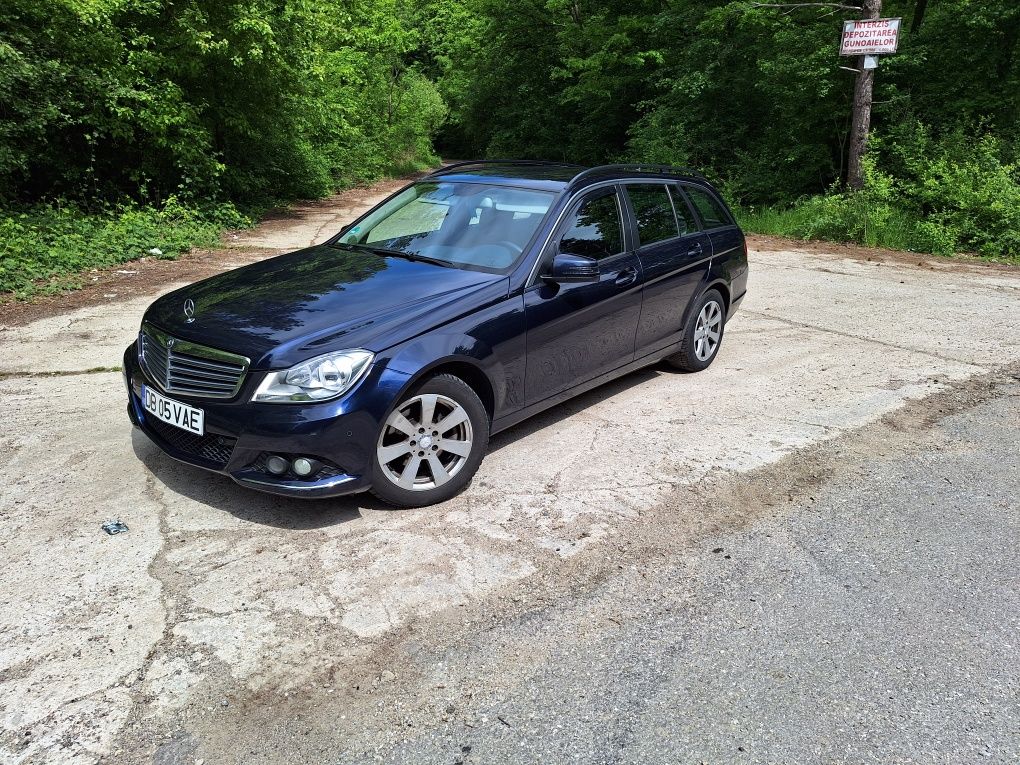 Mercedes Benz  W204  C220 CDI  2012