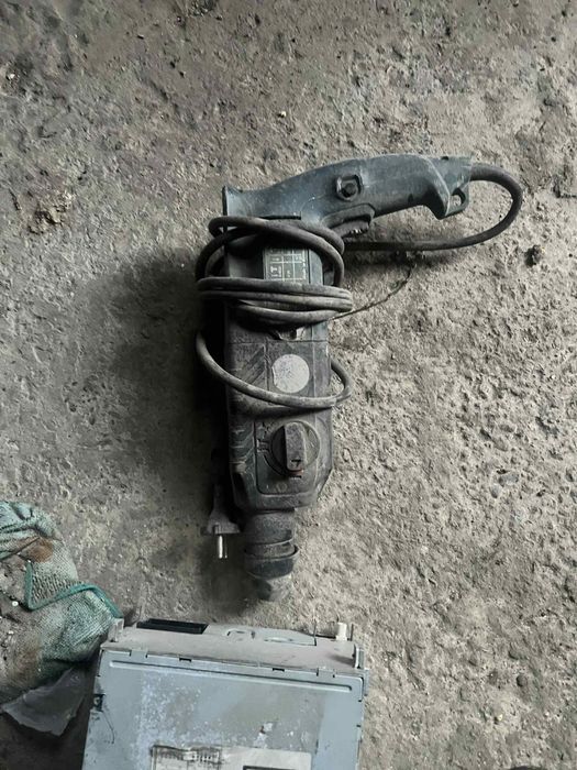 Vand diverse lucruri