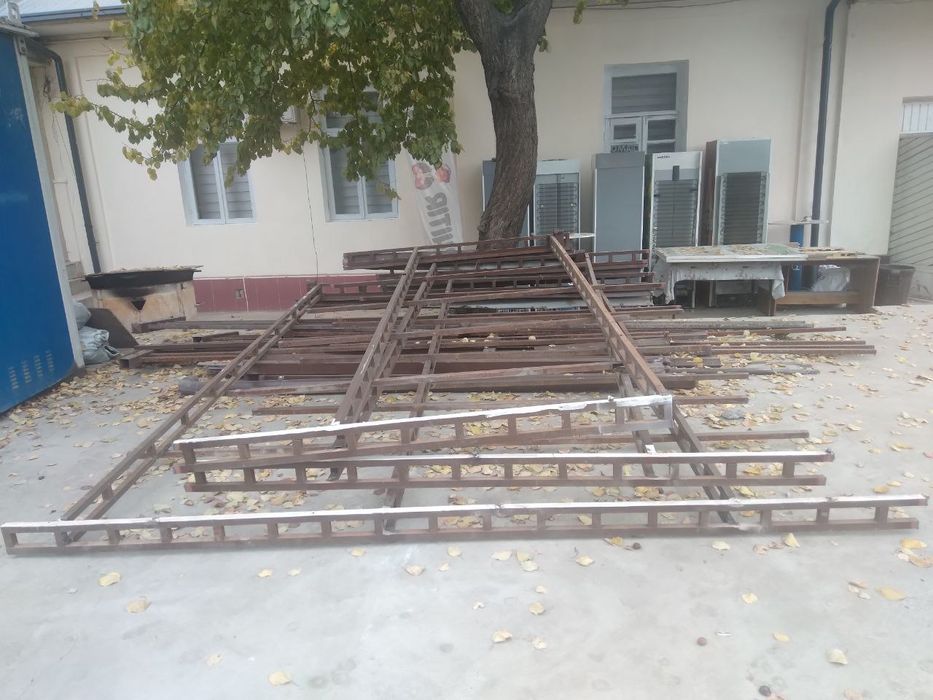 Продается металаллом. Metalallom so'tiladi.