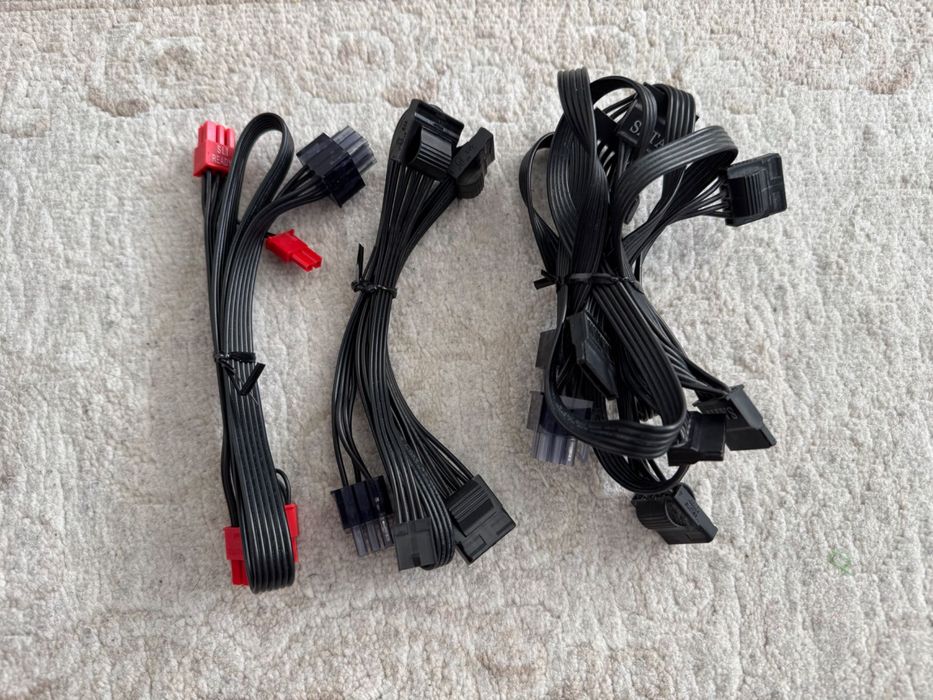 Vand sursa fanless Super Flower Platinum 500W, impecabila