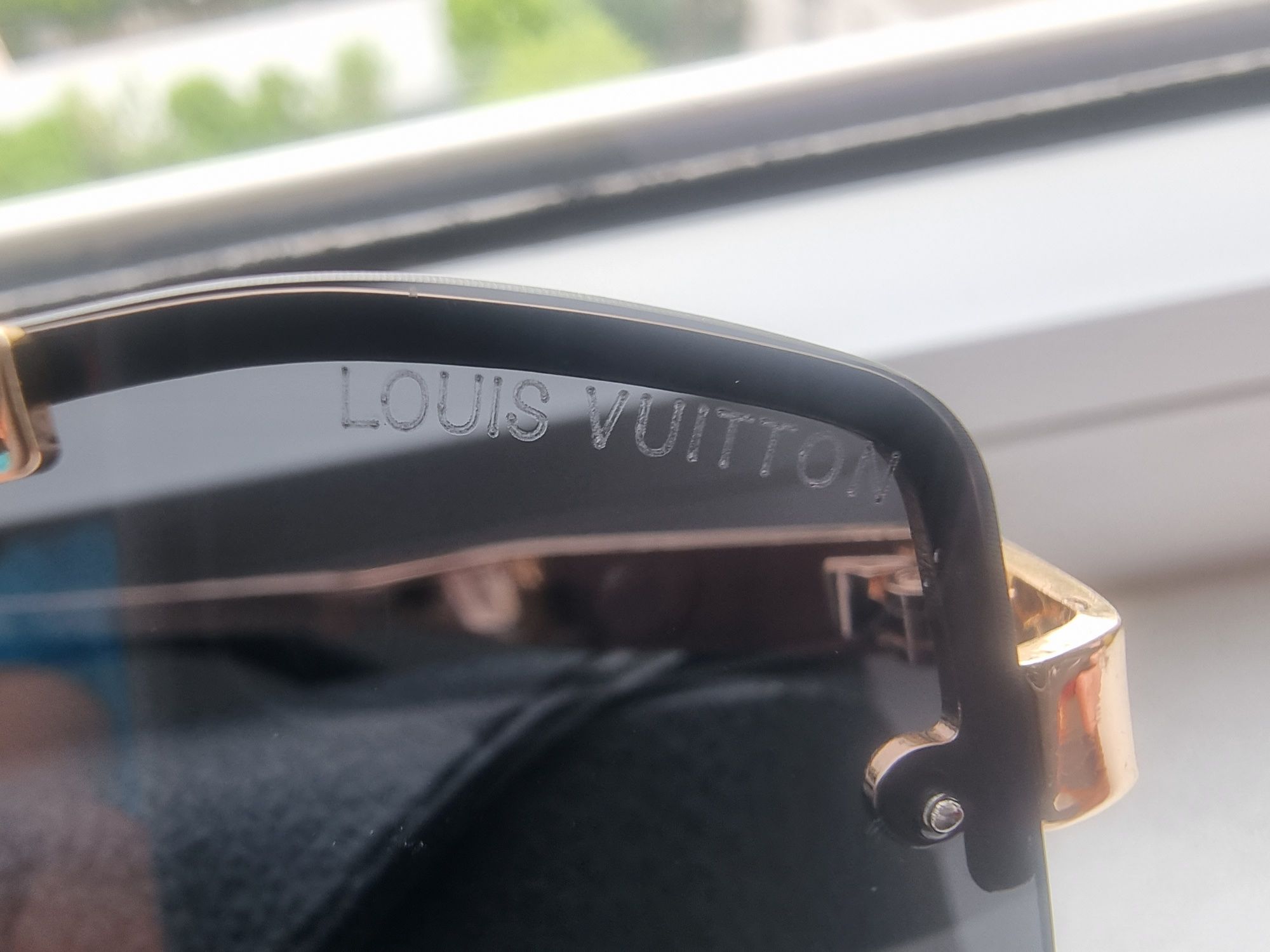Ochelari de soare L.Vuitton