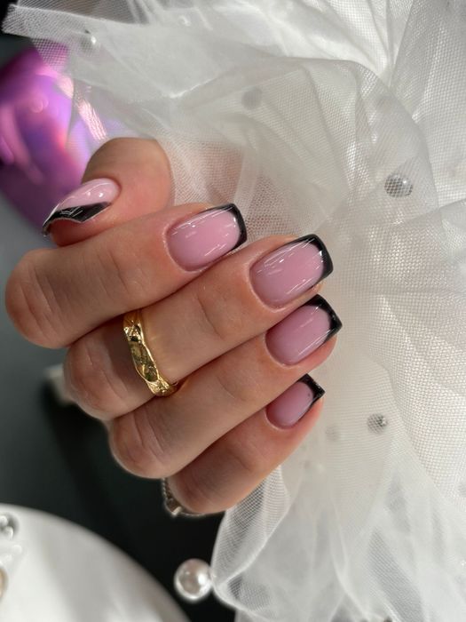 Manichiura pedichiura semipermanentă