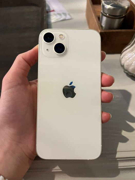 Продам  iPhone13