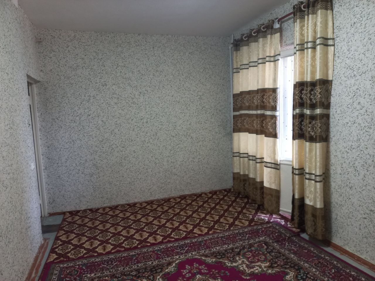 Ijara uchun 1 xonali dom