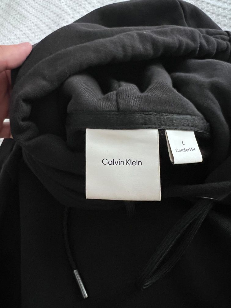 Худи Calvin Klein