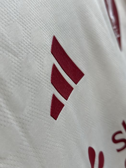 Футболна Тениска Liverpool 25/26 Adidas ( Ливърпул)