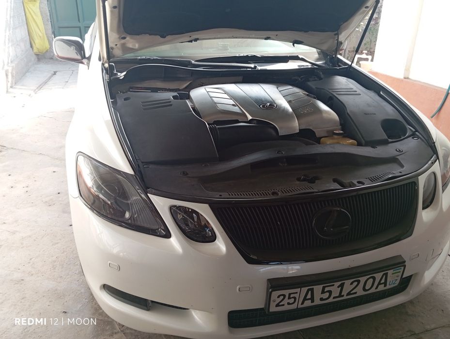 Срочно продам Лексус GS430