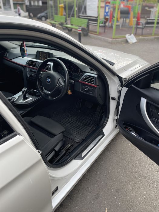 BMW F30 2.0D 184 cp automat