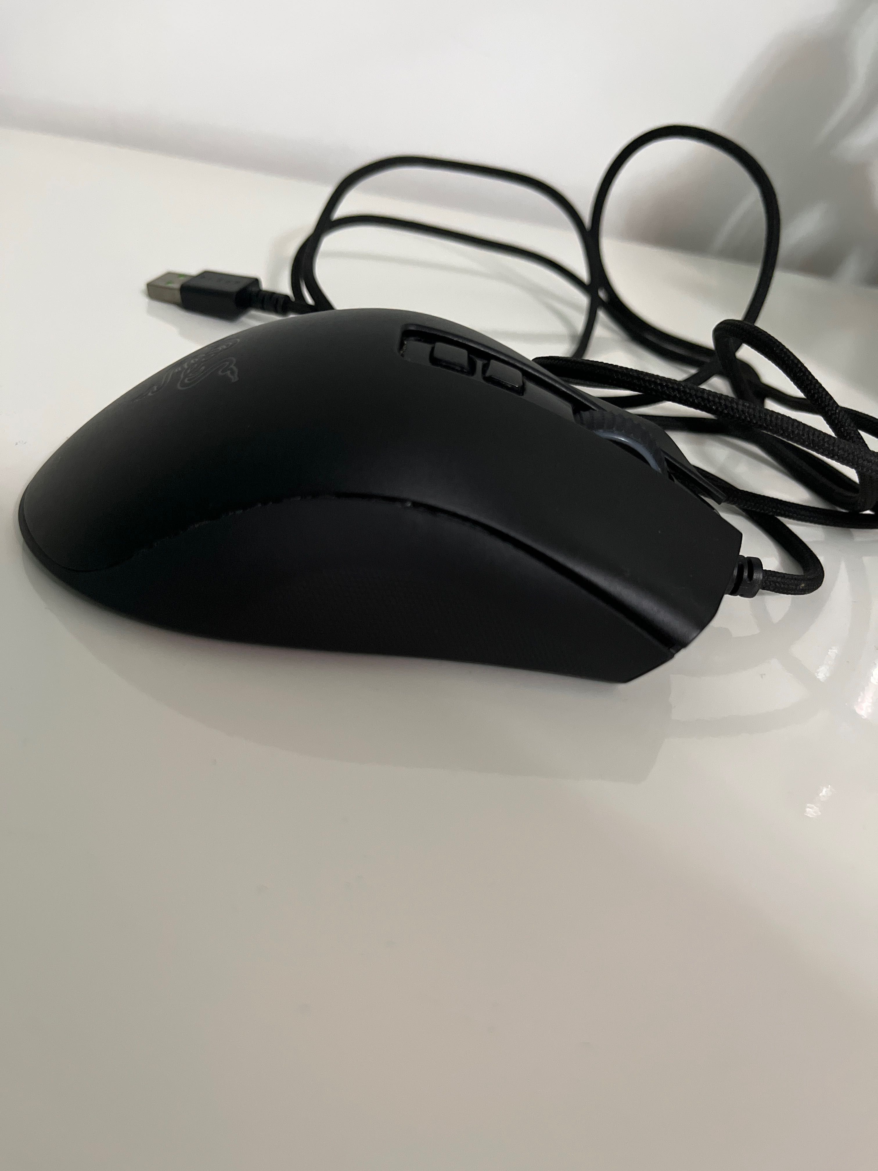 Mouse gaming Razer DeathAdder2 cu 20k DPI