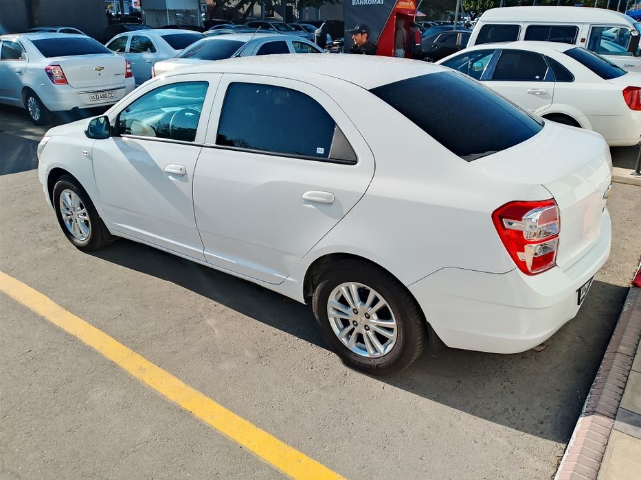 Продается кобальт 2023 года в отличном состоянии