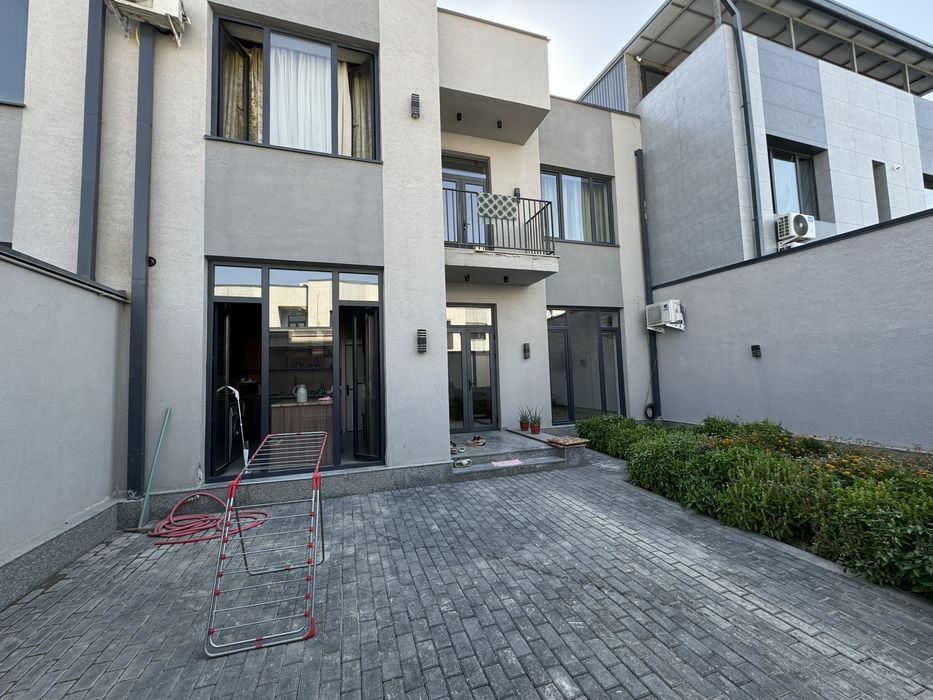 Uy sotiladi bez makler