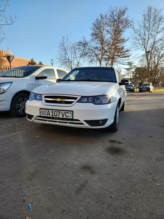 Nexia 2 1.6 lux kansaner