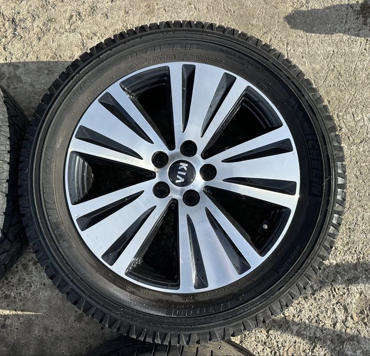 Jante / Roti Kia Sportage 235 55 18 / 7J, ET 45