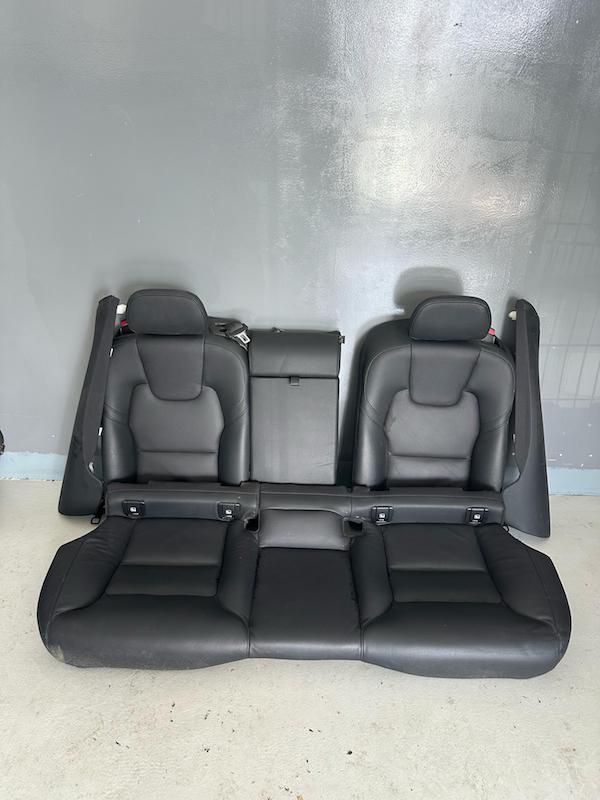 Bancheta spate piele negru cu incalzire VOLVO XC60 2018+