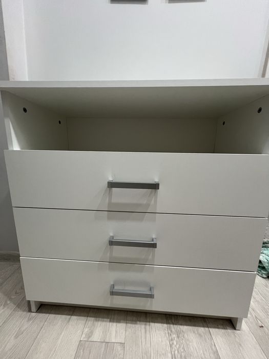 Продам комод (можно для детской одежды)