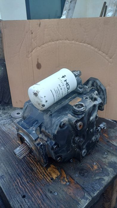 Pompa Liebherr, Class, Class Jaguar. buldozer,Riecam.