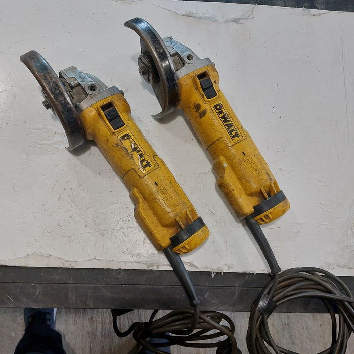 Мощен ъглошлайф Девалт Dewalt Dewalt DWE4237