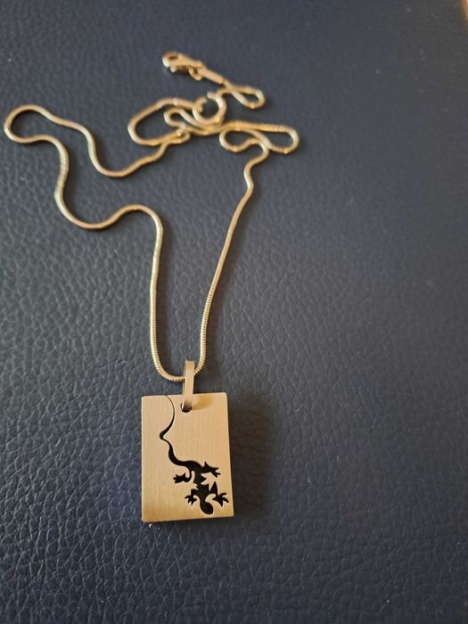 Медальон от медицинска стомана