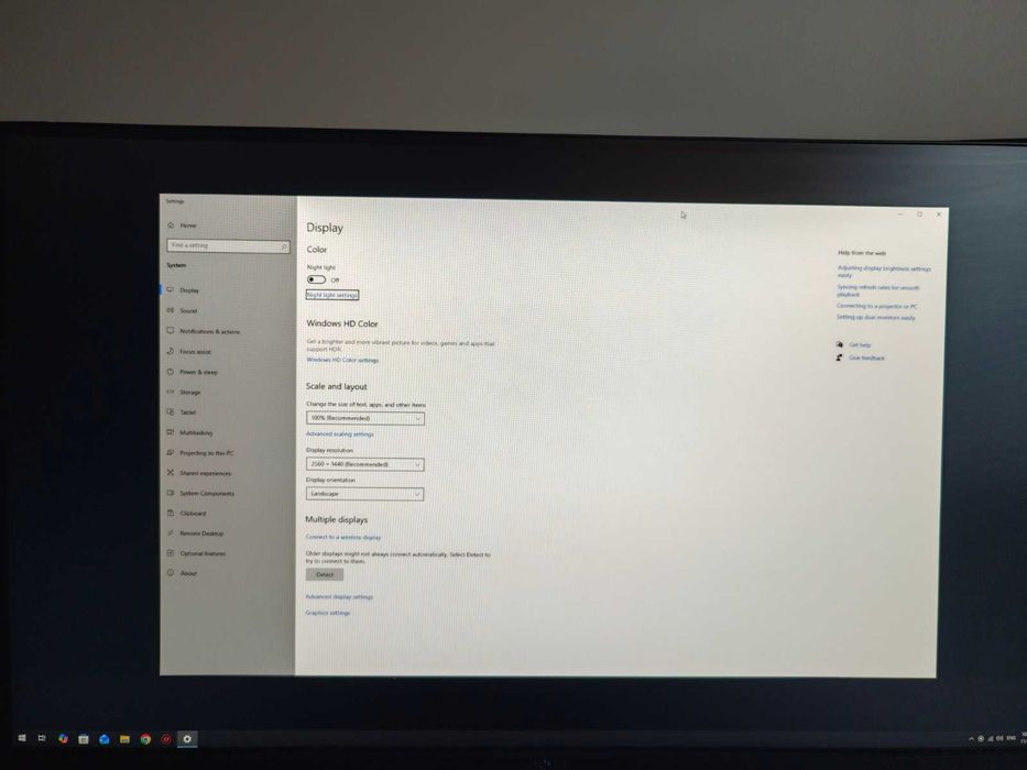 Монитор Dell 2715H