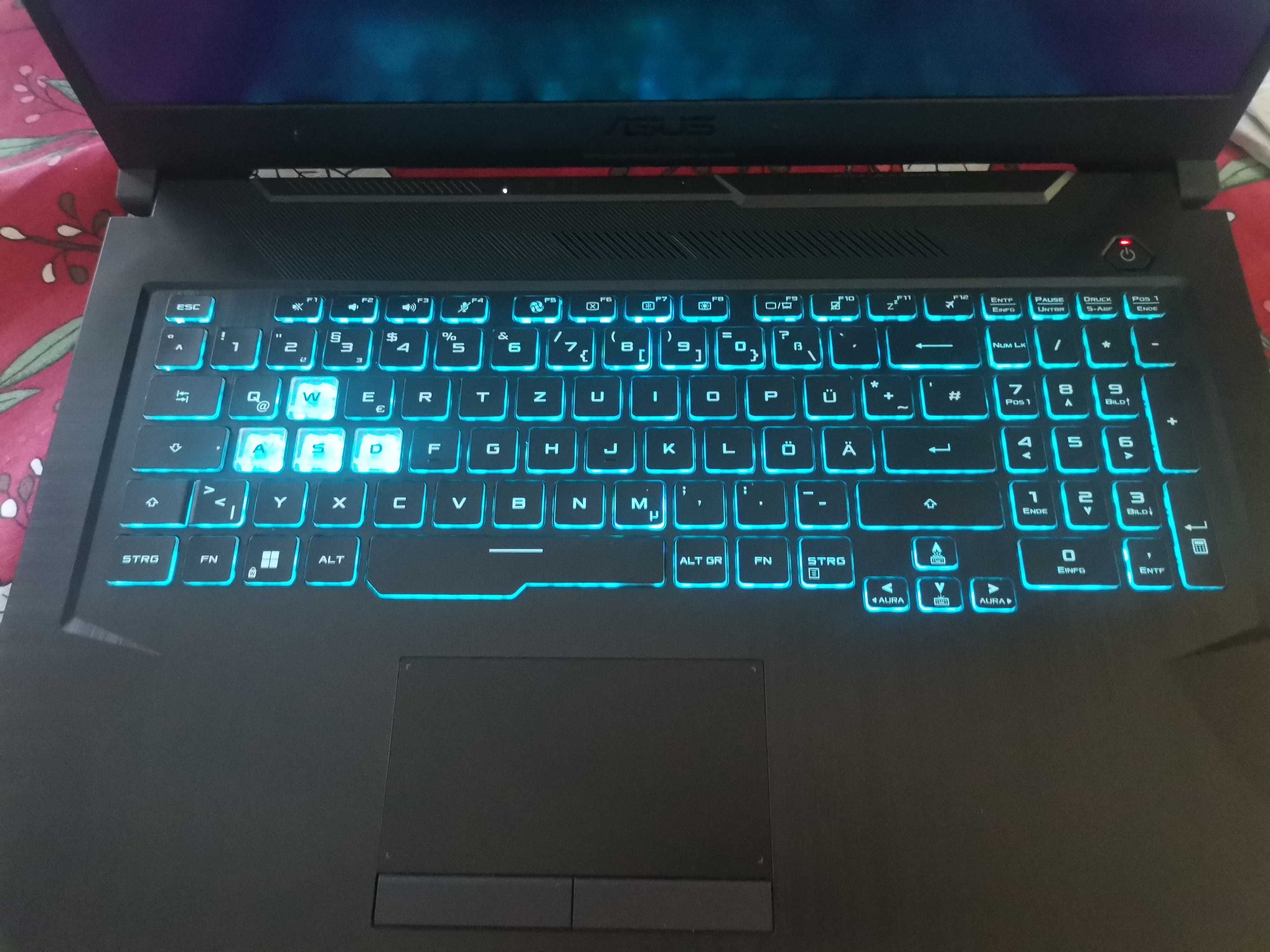 Vând laptop gaming Asus Tuf F17