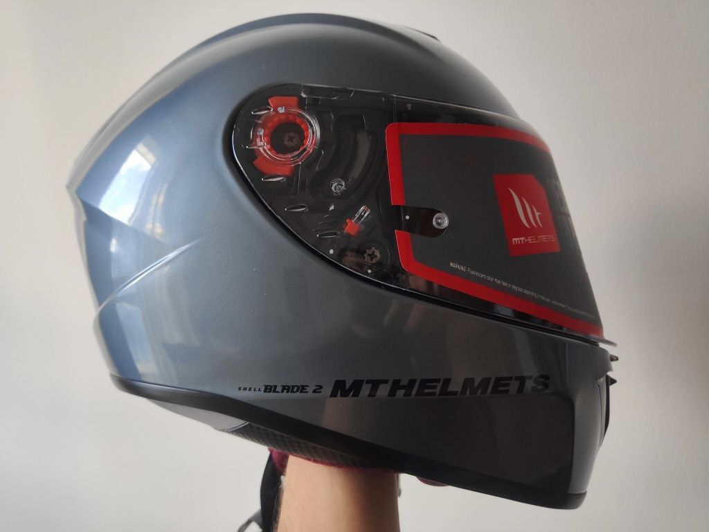 Нова каска MT Helmets Blade 2 SV S