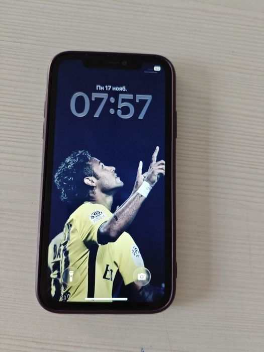 Продам iPhone 11